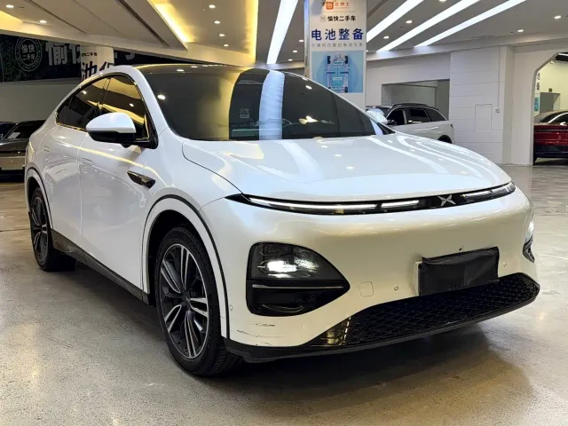 Xpeng G6 — Фото автомобиля 3