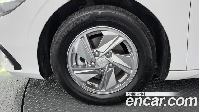Hyundai AVANTE Новый Avante (CN7) — Фото автомобиля 5