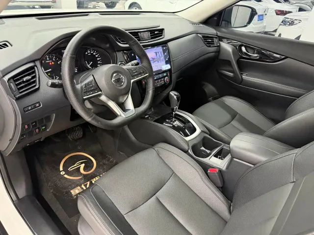 Nissan X-Trail — Фото автомобиля 18