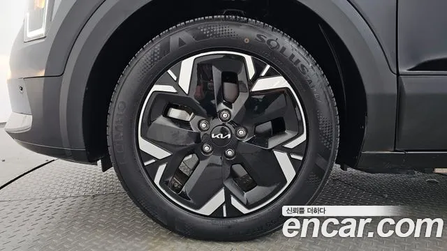 Kia Niro Niro (New) — Фото автомобиля 5