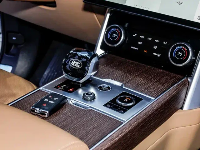 Land Rover Range Rover — Фото автомобиля 30
