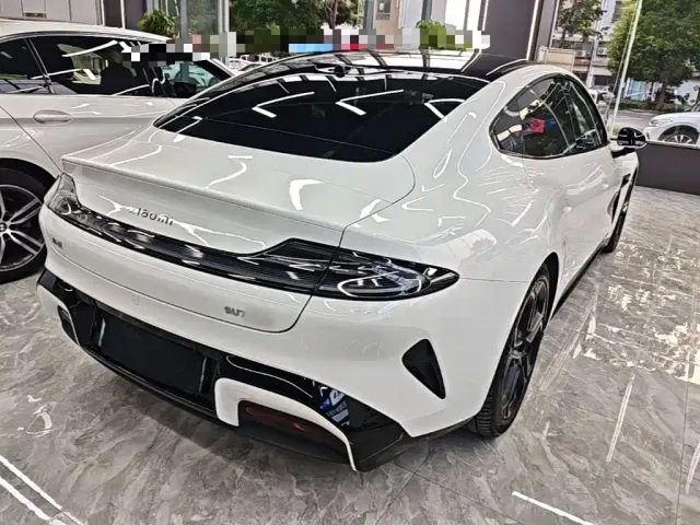 Xiaomi SU7 — Фото автомобиля 6