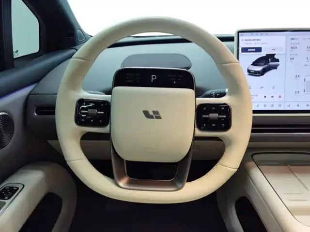 Li Auto i6 — Фото автомобиля 14
