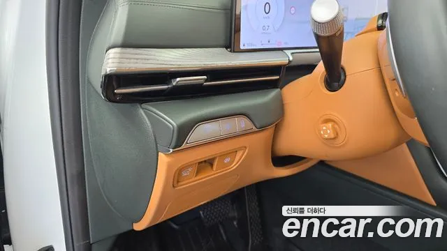 Genesis GV80 — Фото автомобиля 25