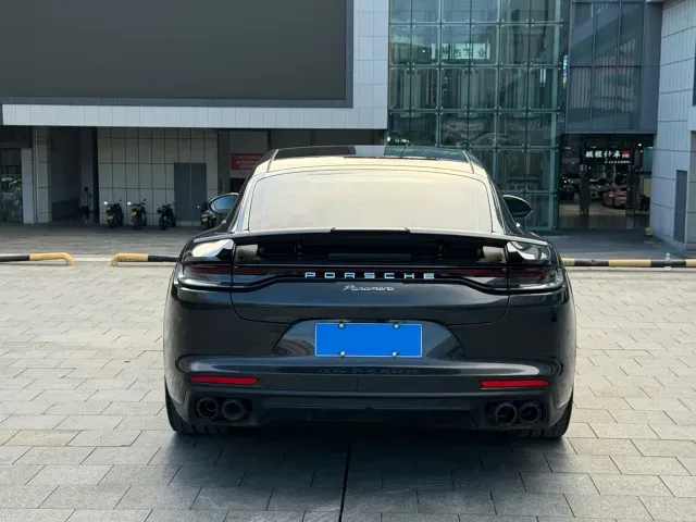 Porsche Panamera — Фото автомобиля 5
