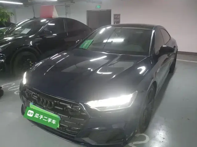 Фотография автомобиля — Audi A7L