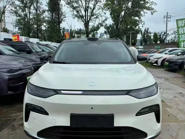 Leapmotor Leapmotor C11 2026 Pure Electric 640 LiDAR Premium — Фото автомобиля 2