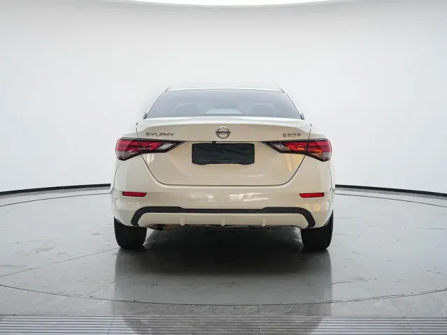 Nissan Sylphy — Фото автомобиля 13