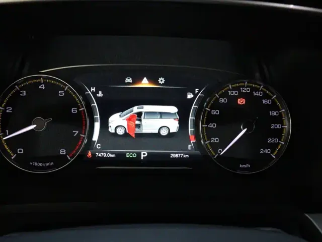GAC Trumpchi M8 — Фото автомобиля 16