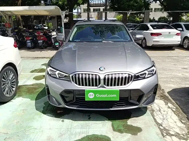 BMW 3 Series — Фото автомобиля 2