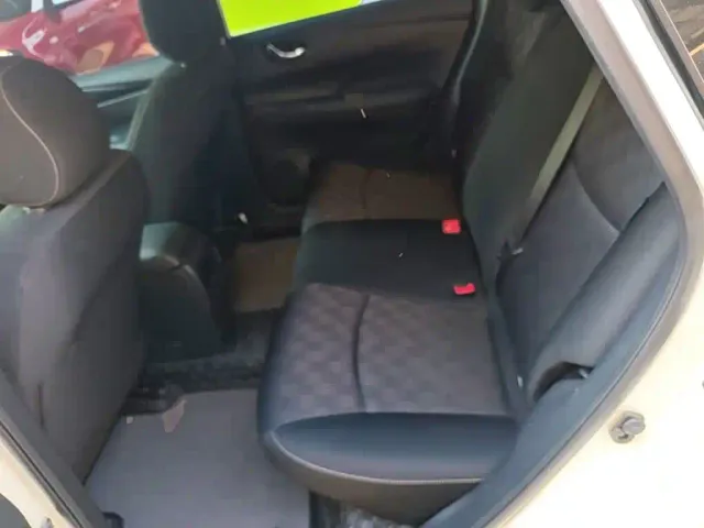 Nissan Tiida — Фото автомобиля 16