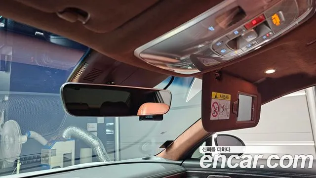 Genesis G90 Бензин 3.5 турбо AWD — Фото автомобиля 28