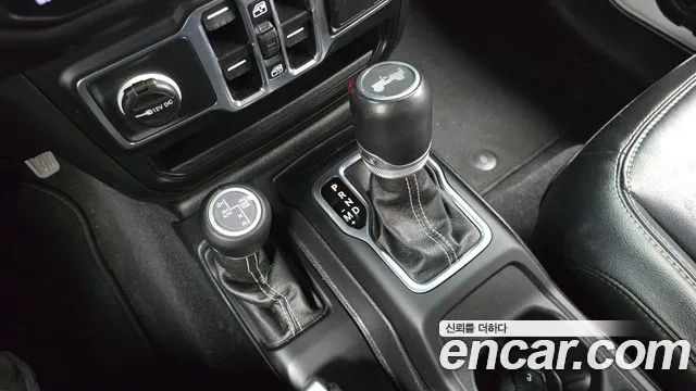 Jeep Wrangler Wrangler (JL) — Фото автомобиля 8