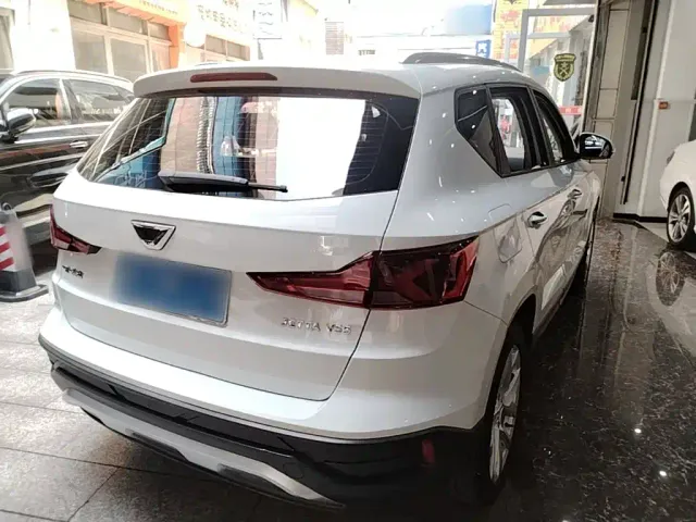 Jetta VS5 — Фото автомобиля 6