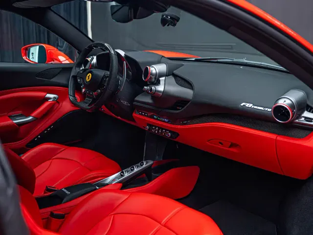 Ferrari F8 — Фото автомобиля 17