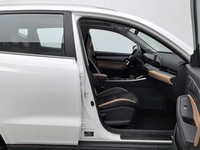 Geely Haoyue PRO — Фото автомобиля 23
