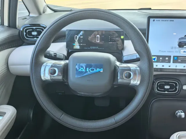 GAC Aion UT — Фото автомобиля 8