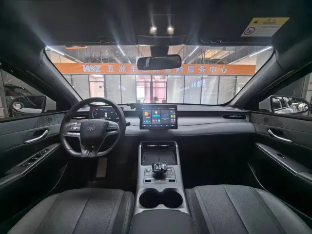 BYD Qin PLUS — Фото автомобиля 21