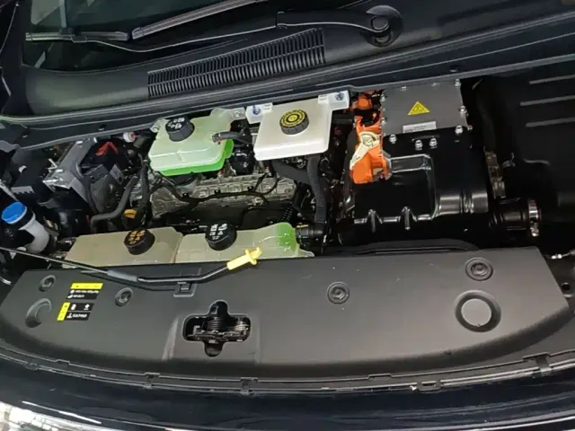 GAC Trumpchi E8 — Фото автомобиля 19