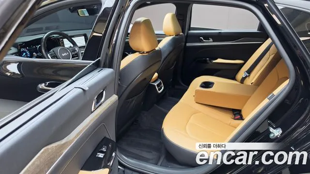 Kia K5 Generation 3 — Фото автомобиля 18