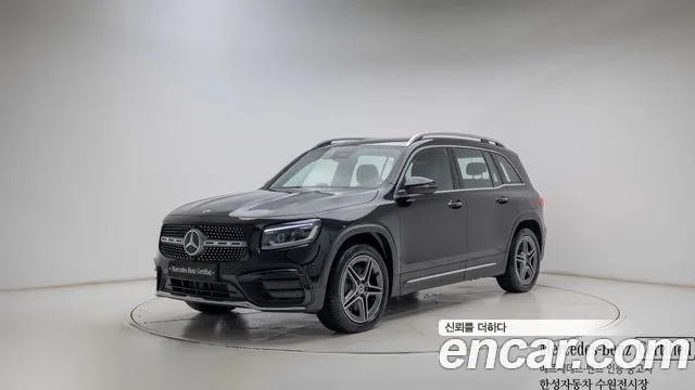 Фотография автомобиля — Mercedes-Benz GLB-Class