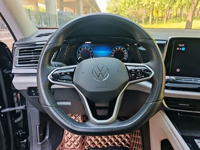 Volkswagen Teramont — Фото автомобиля 8