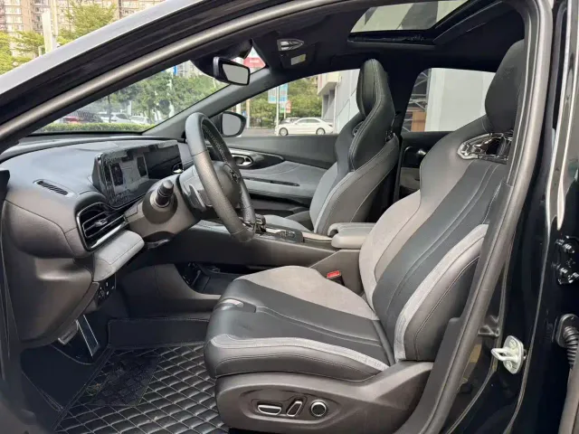 GAC Trumpchi Emkoo — Фото автомобиля 11