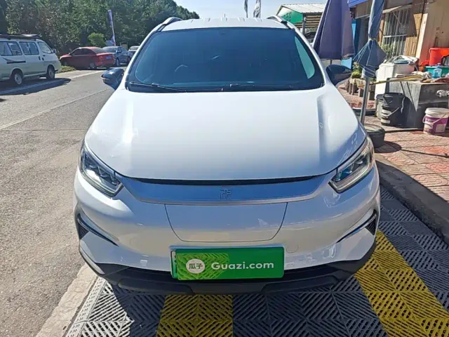 BYD Yuan Pro — Фото автомобиля 2