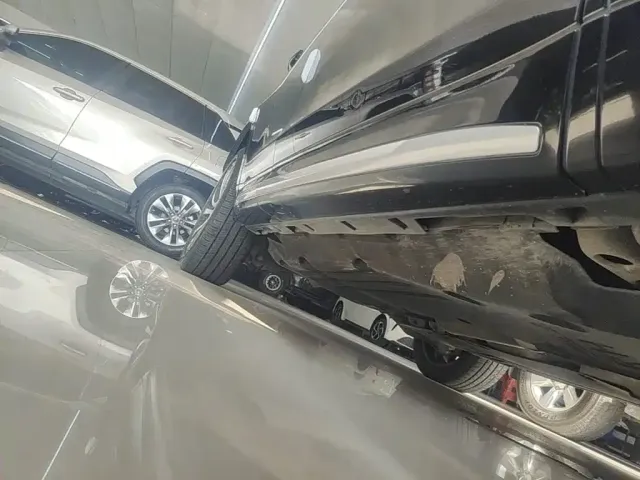 Land Rover Discovery Sport — Фото автомобиля 20