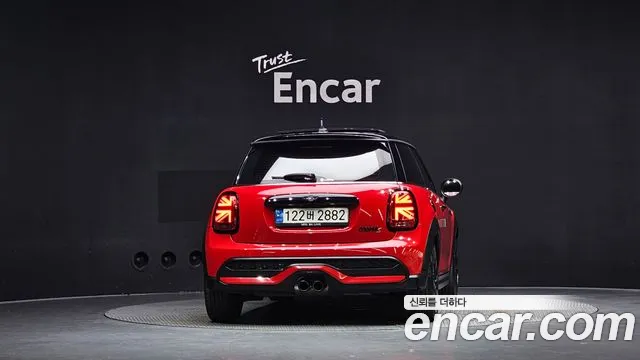 MINI Cooper — Фото автомобиля 4