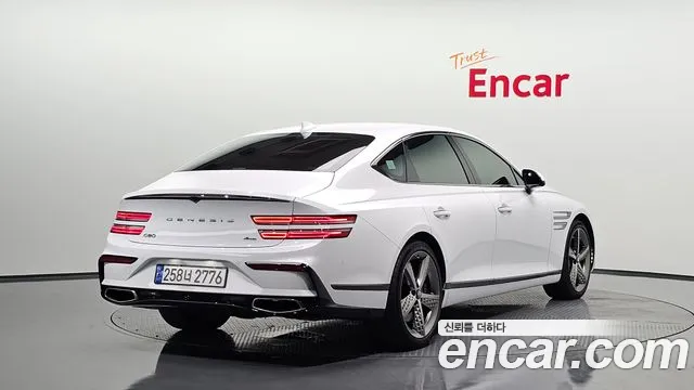 Genesis G80 Бензин 3.5 турбо AWD — Фото автомобиля 2