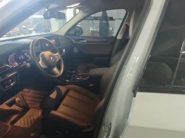 BMW X3 — Фото автомобиля 11