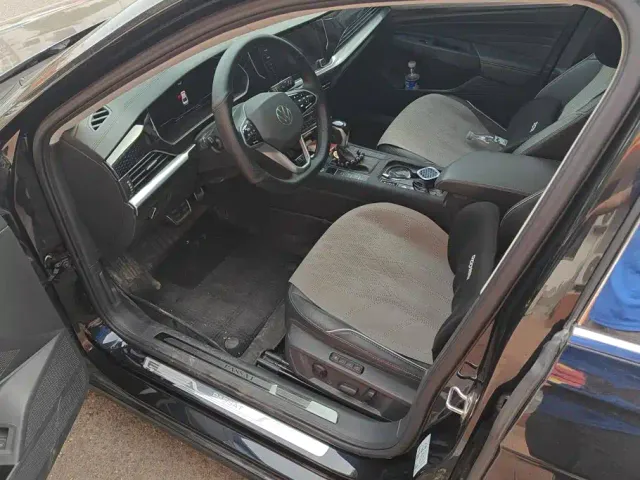 Volkswagen Passat — Фото автомобиля 9