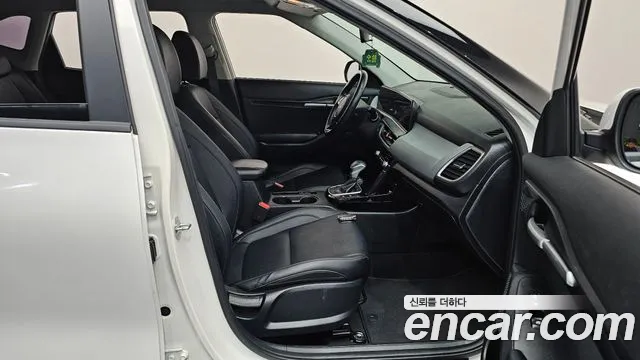 Kia Seltos New — Фото автомобиля 16