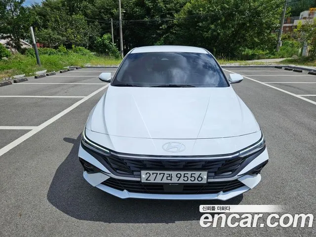 Hyundai Avante CN7 — Фото автомобиля 8
