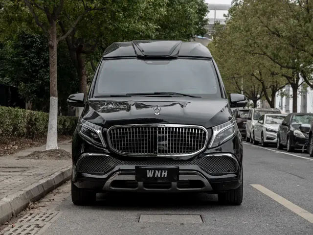 Mercedes-Benz V-Class — Фото автомобиля 2