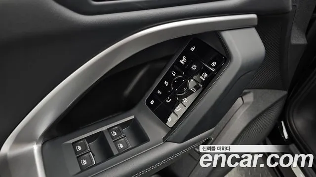 Audi Q5 40 TDI quattro S Line Black Edition — Фото автомобиля 7