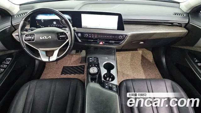 Kia K8 — Фото автомобиля 7