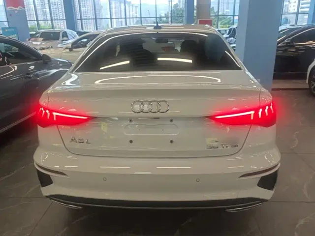 Audi A3 — Фото автомобиля 5