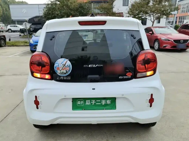 Roewe Clever — Фото автомобиля 5