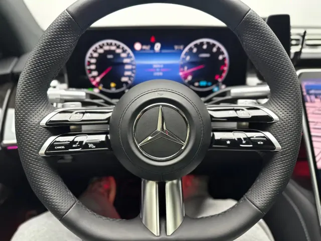 Mercedes-Benz S-Class — Фото автомобиля 21