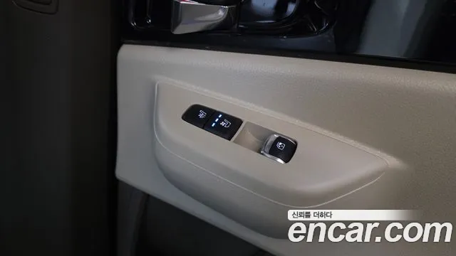 Kia Carnival 4th Gen — Фото автомобиля 20