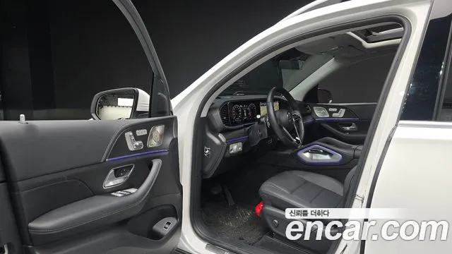 Mercedes-Benz GLE-Class — Фото автомобиля 8