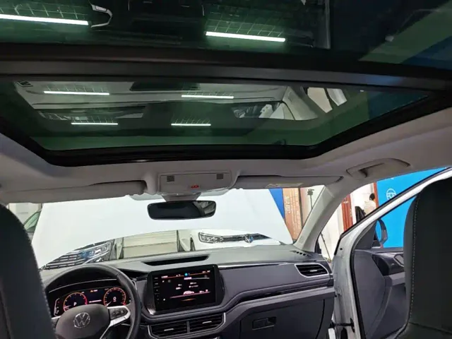 Volkswagen Tharu — Фото автомобиля 17