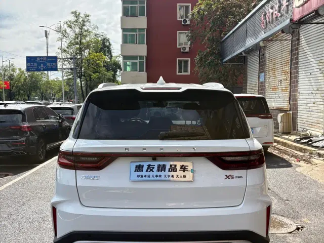 Geely Vision X6 — Фото автомобиля 5