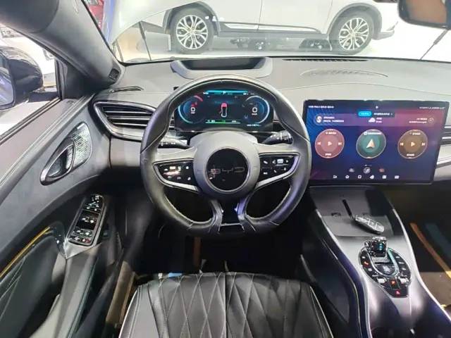 BYD Seal — Фото автомобиля 10