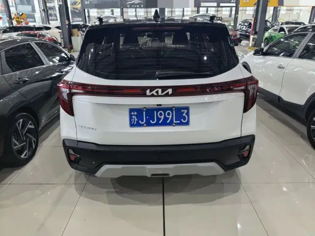 Kia Seltos — Фото автомобиля 5