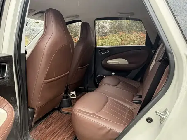 Wuling Bingo — Фото автомобиля 9