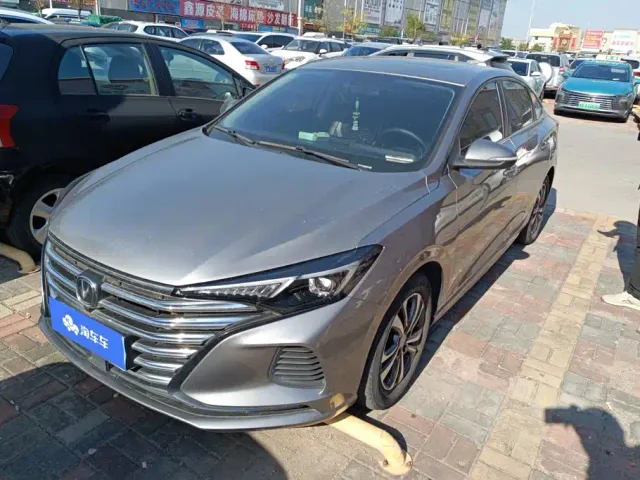 Фотография автомобиля — Changan Eado