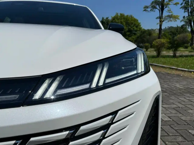 Changan Eado — Фото автомобиля 8